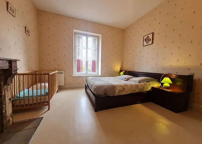 Familial Au Bord Du Canal De La Marne Au Rhin, Ideal Pour Peche Et Randonnees, Proche De Nancy - Fr-1-584-29 *