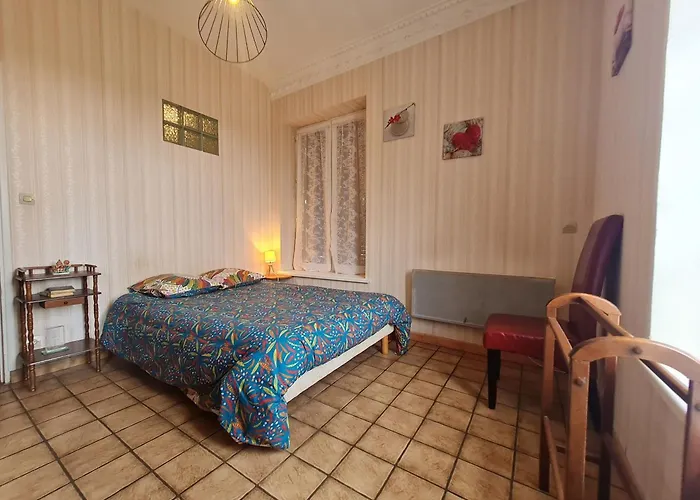 Familial Au Bord Du Canal De La Marne Au Rhin, Ideal Pour Peche Et Randonnees, Proche De Nancy - Fr-1-584-29 펜션